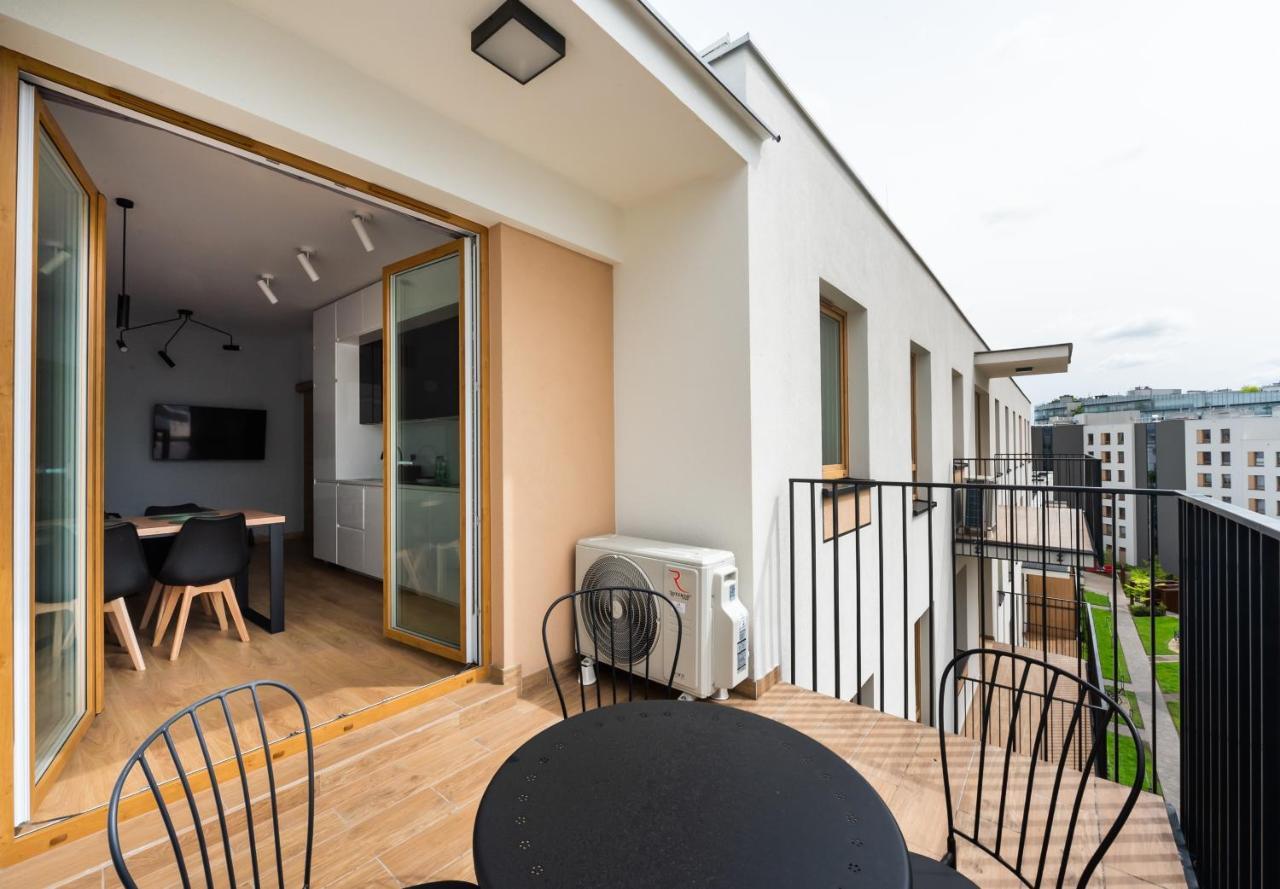 Wola Skwer Sunny Apartment 华沙 外观 照片