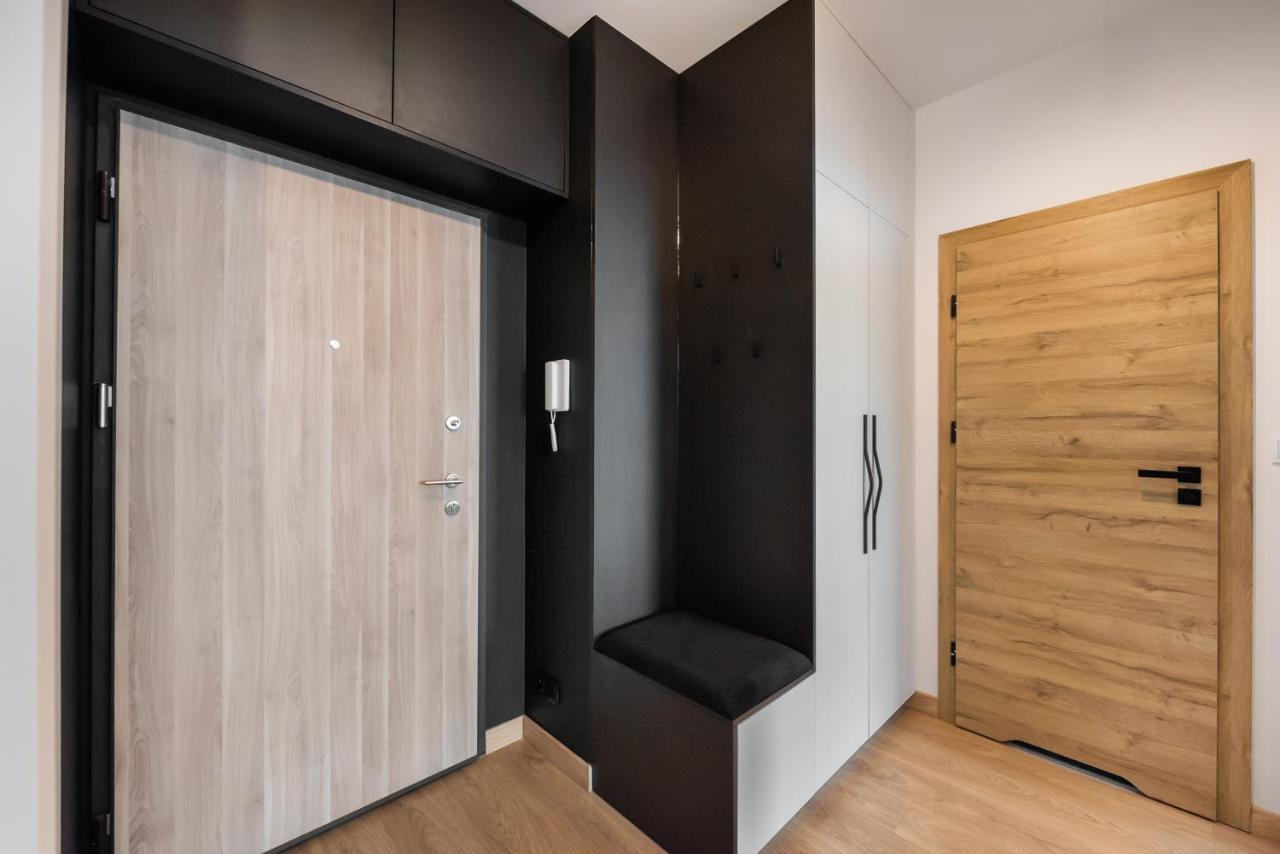 Wola Skwer Sunny Apartment 华沙 外观 照片