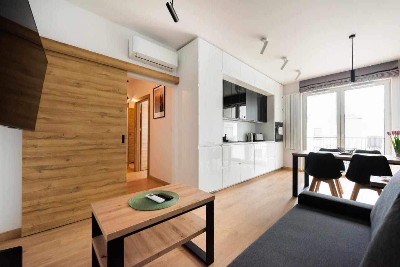 Wola Skwer Sunny Apartment 华沙 外观 照片