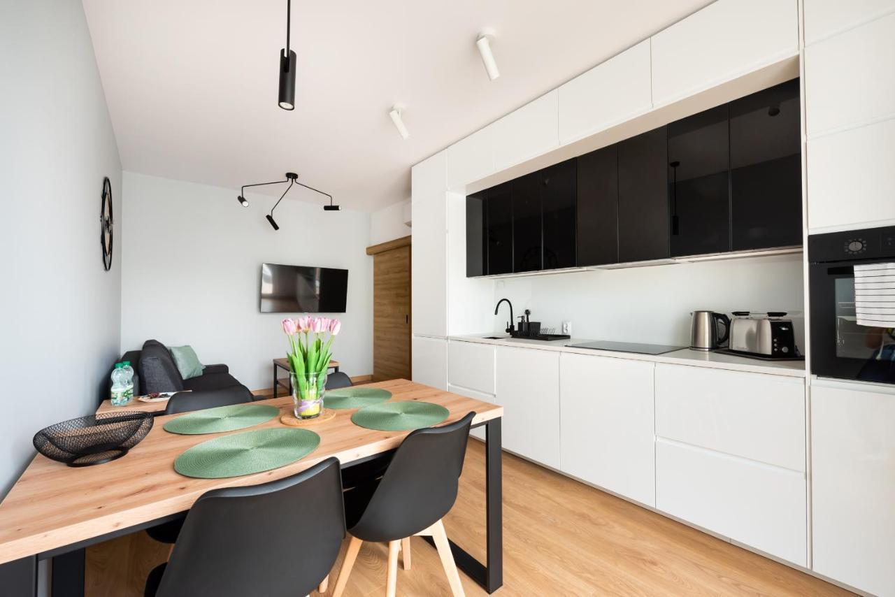 Wola Skwer Sunny Apartment 华沙 外观 照片