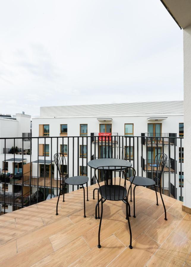 Wola Skwer Sunny Apartment 华沙 外观 照片